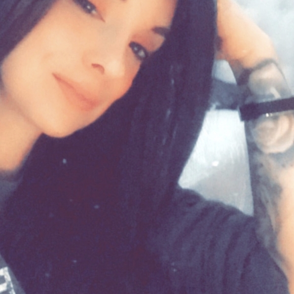 Meet the Posher - Picture 1 of 1